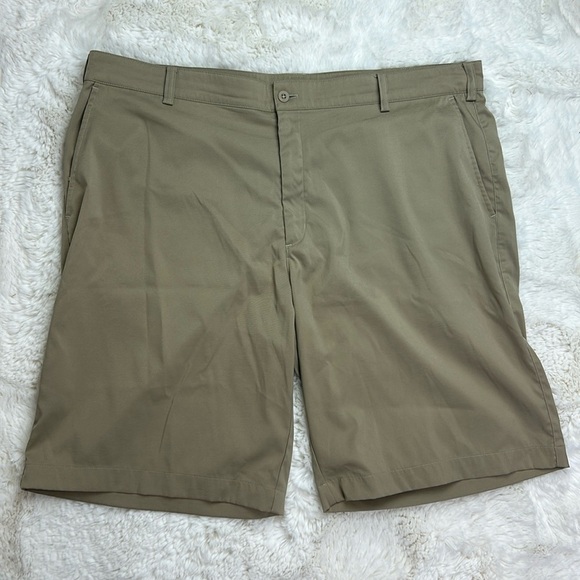 Nike Golf Tour Dri-Fit Performance Shorts - Picture 1 of 10